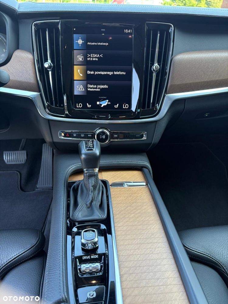 Volvo S90 D4 Inscription - 16