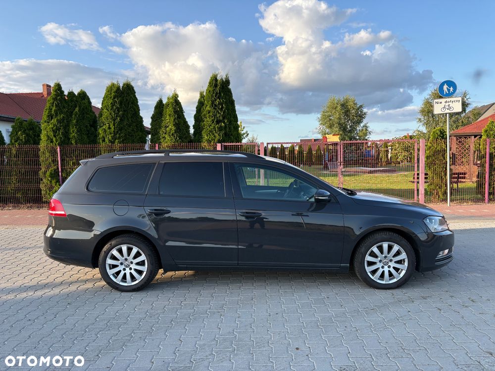 Volkswagen Passat 1.6 TDI DPF BlueMot Comfortline - 5