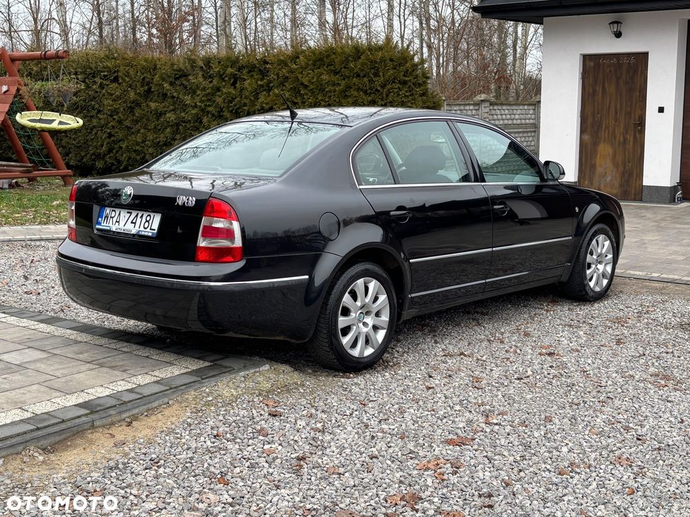 Skoda Superb 2.0 Comfort - 9