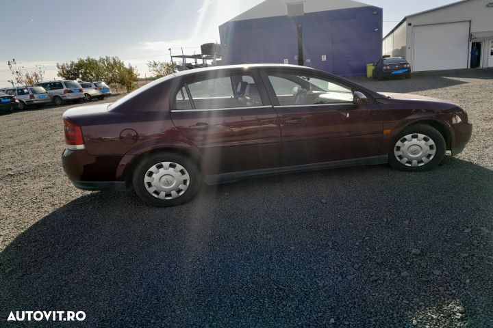 Dezmembrez Opel Vectra C [2002 - 2005] Sedan 4-usi 2.2 DTI MT (125 hp - 4