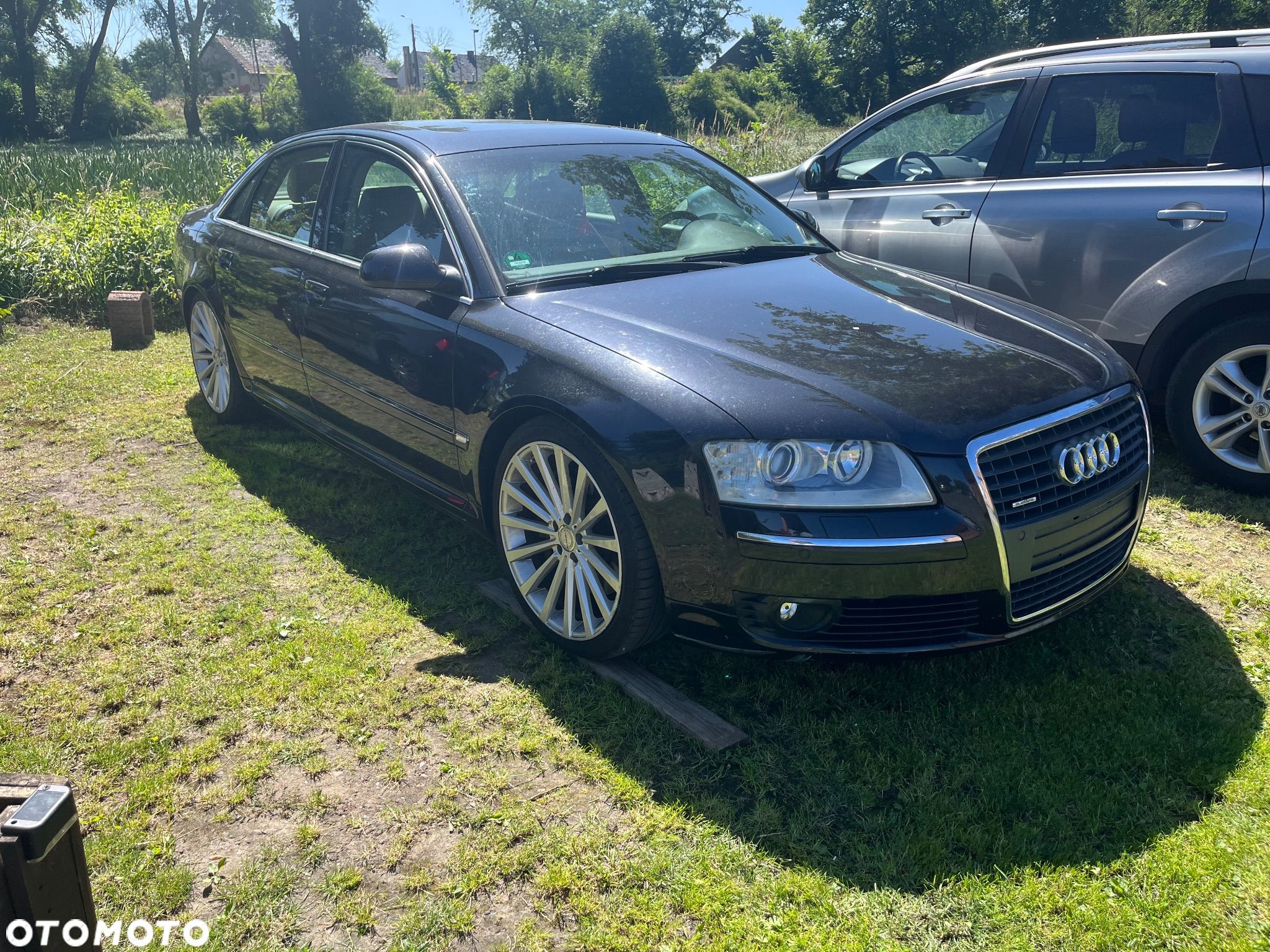 Audi A8 3.7 Quattro - 1