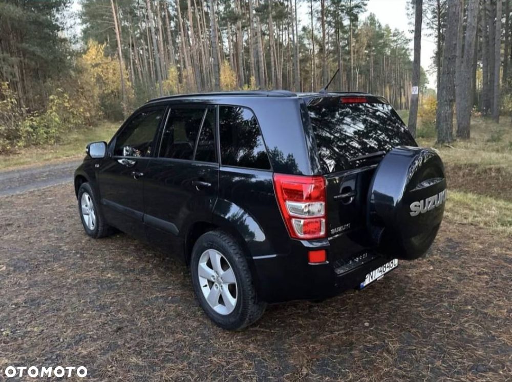 Suzuki Grand Vitara 3.2 V6 Elegance - 2