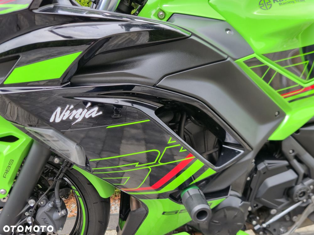 Kawasaki Ninja - 28