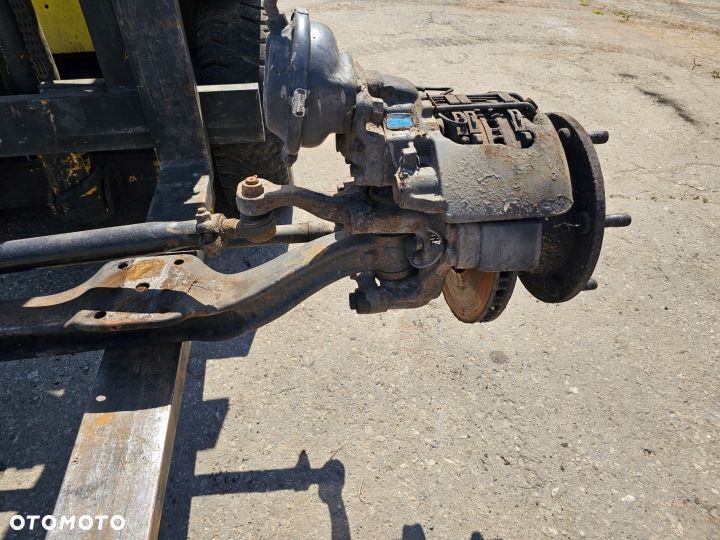 ZWROTNICA PIASTA PRZEDNIA LEWA RENAULT MIDLUM DCI FELGI 17.5 00-06 rok - 1