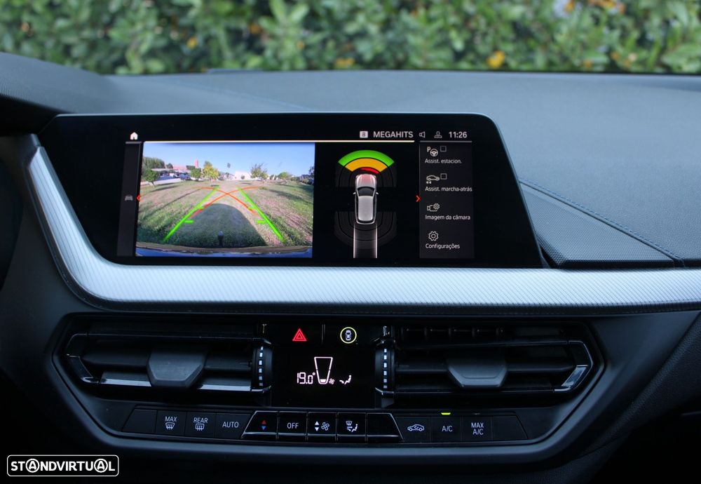 BMW 116 d Pack Desportivo M Auto - 26