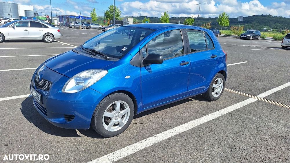 Toyota Yaris 1.3 Luna - 4