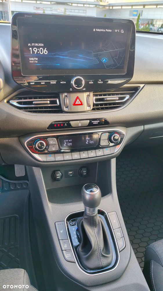 Hyundai i30 1.5 T-GDI 48V Comfort DCT - 16
