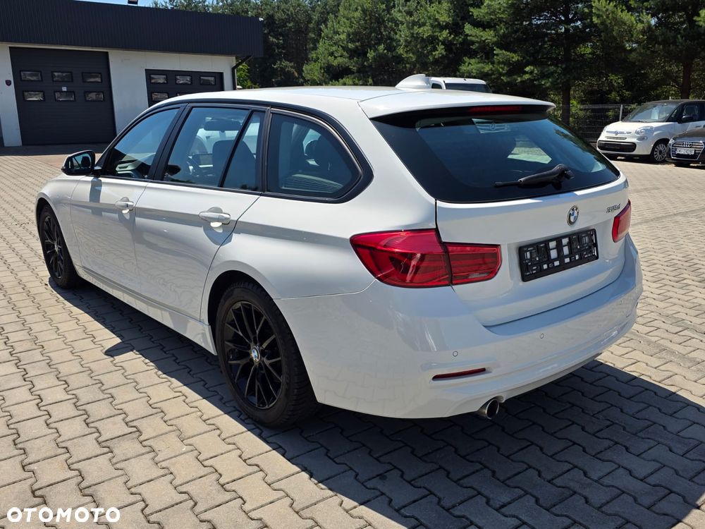 BMW Seria 3 318d - 5
