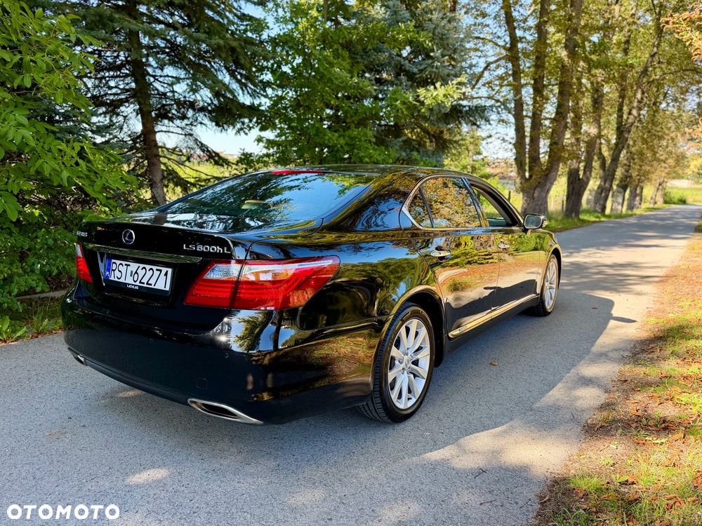 Lexus LS - 5