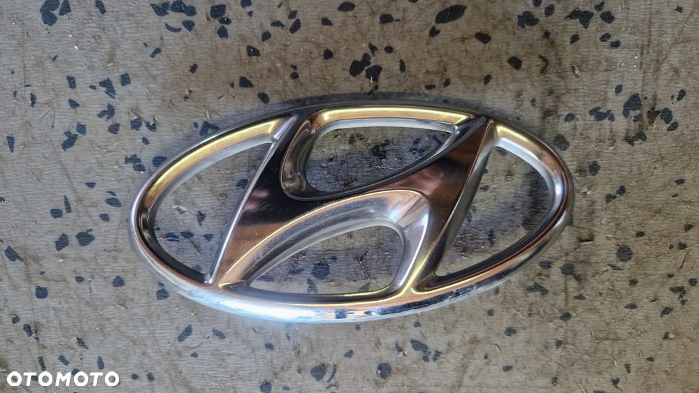 HYUNDAI I10 I20 ZNACZEK EMBLEMAT 86341-B4000 - 1