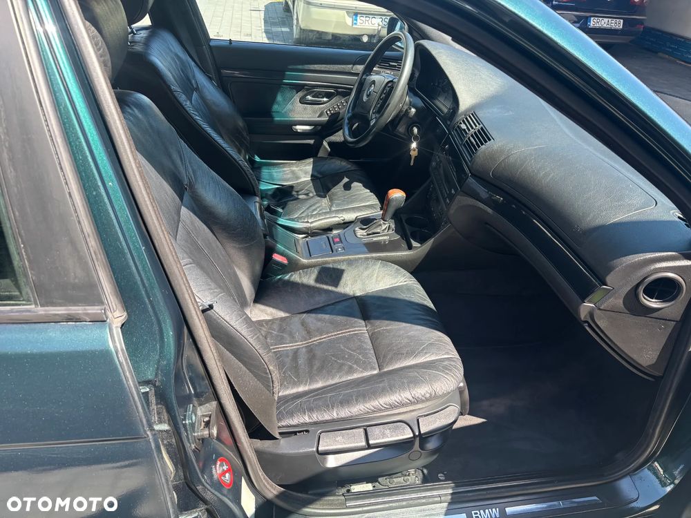 BMW Seria 5 - 8