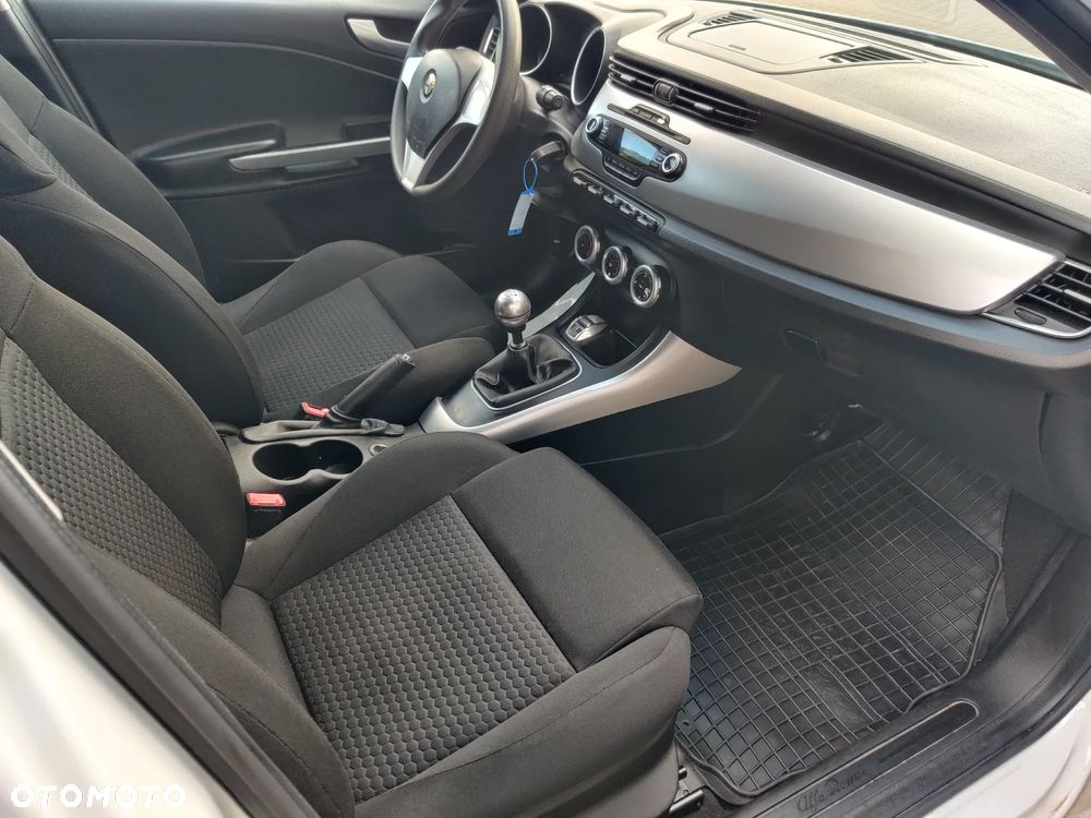 Alfa Romeo Giulietta 1.4 TB Distinctive - 7