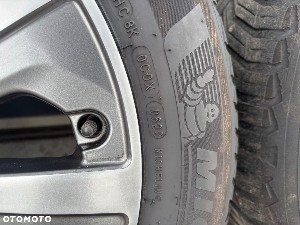 Alufelgi z Oponami 5x112 Mercedes 8jx17 ET 41 225/55/17 Michelin A2224010802 - 8