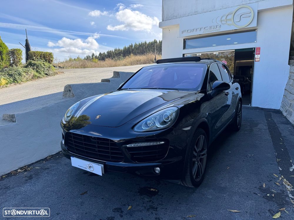 Porsche Cayenne 2010 photo 2
