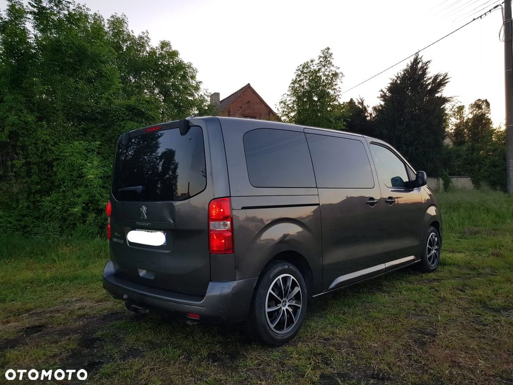 Peugeot Traveller - 3