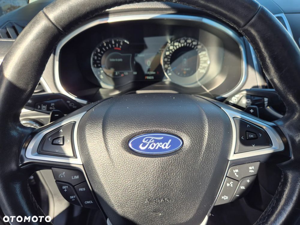 Ford S-Max 2.0 EcoBlue Titanium - 35