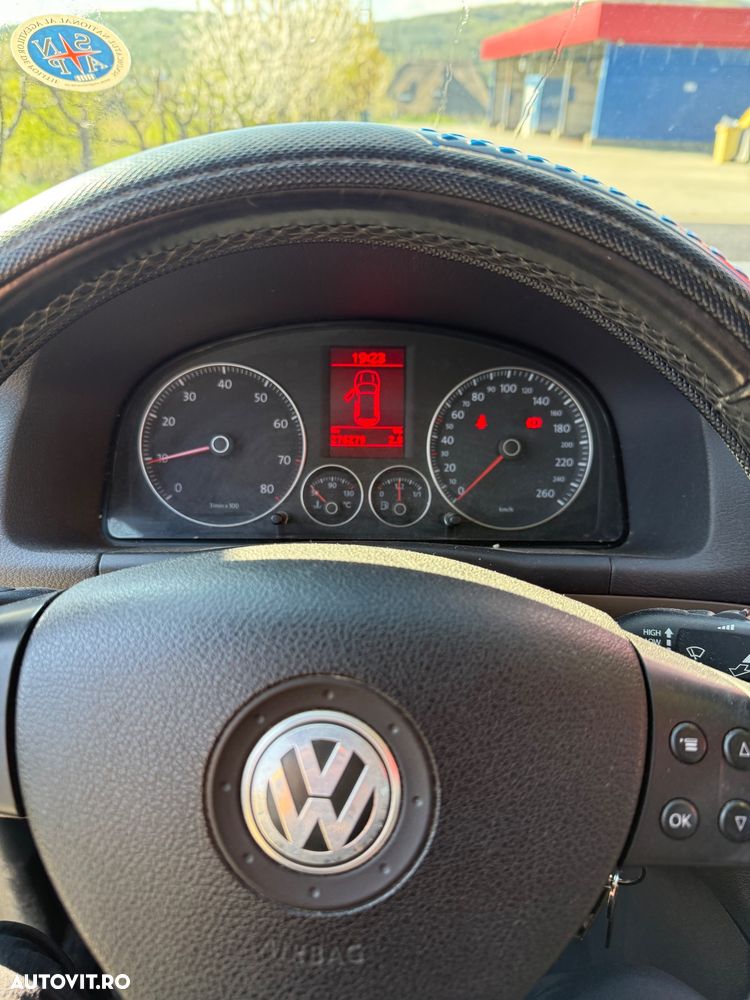 Volkswagen Touran 1.4 TSI Conceptline - 8