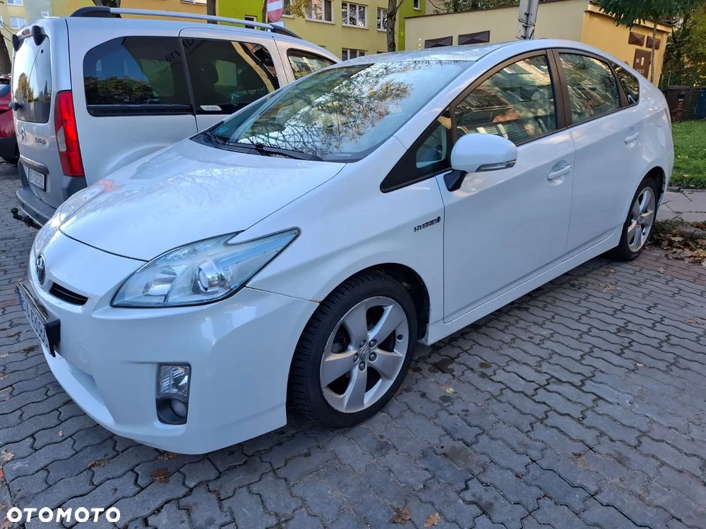 Toyota Prius - 5