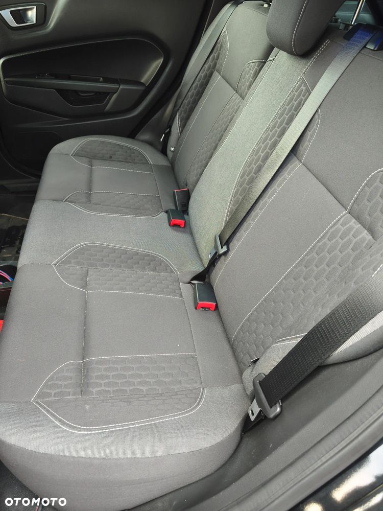 Ford Fiesta ST - 14