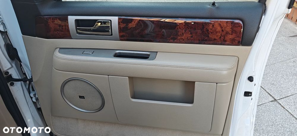 Lincoln Navigator 5.4 4WD - 19