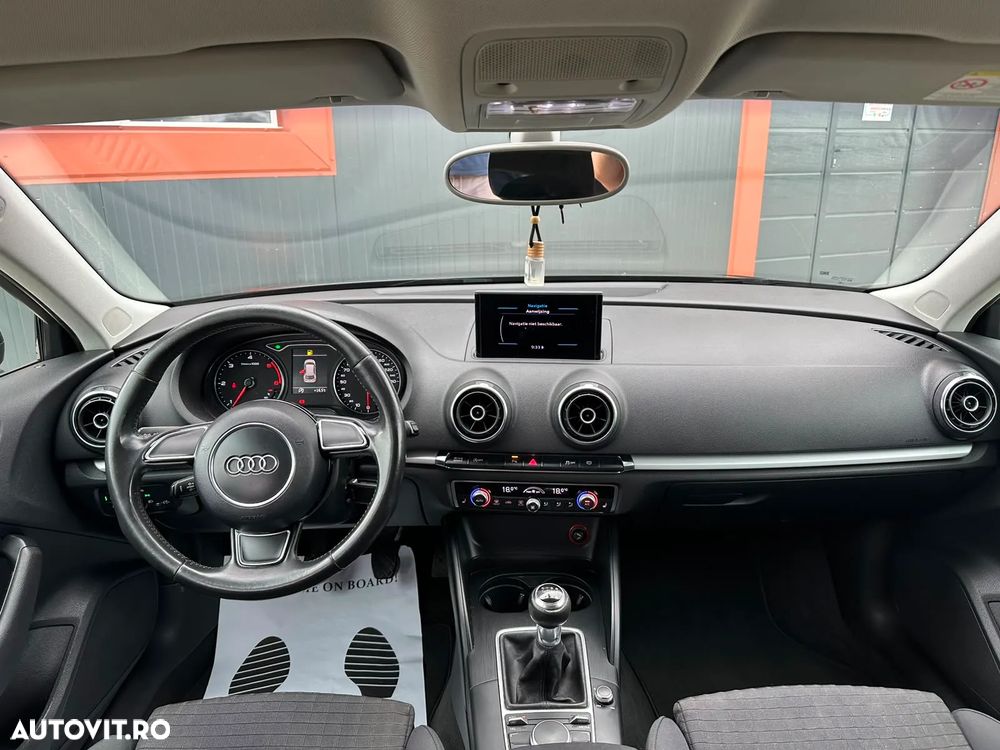 Audi A3 Sportback 1.6 TDI - 13