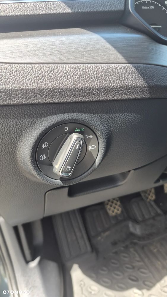 Skoda Superb 2.0 TDI Style - 24