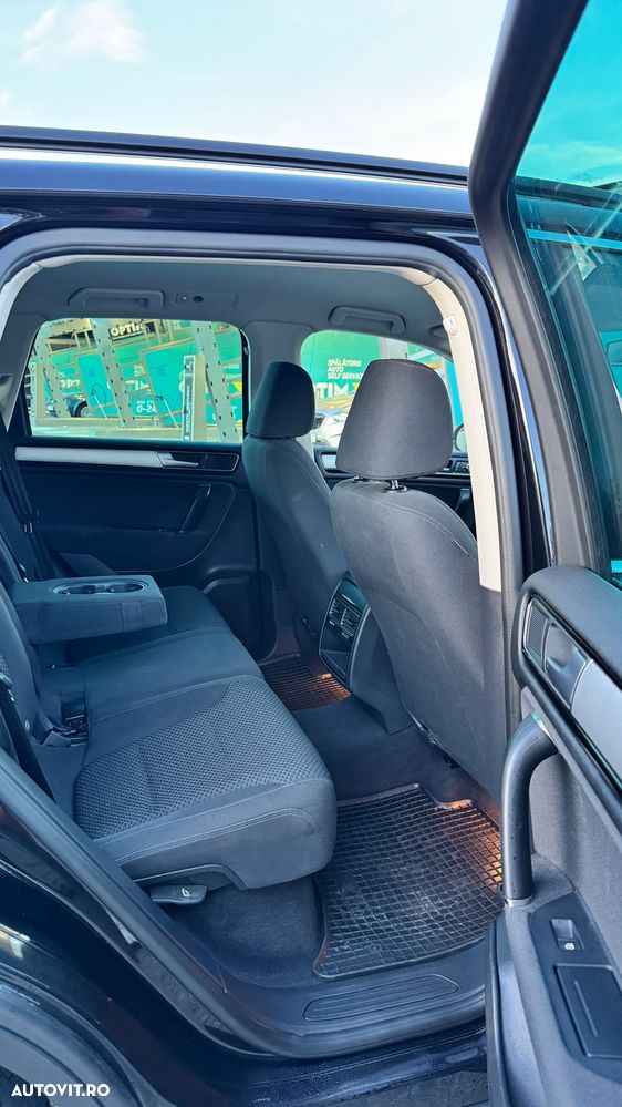 Volkswagen Touareg 3.0 V6 TDI BMT - 11