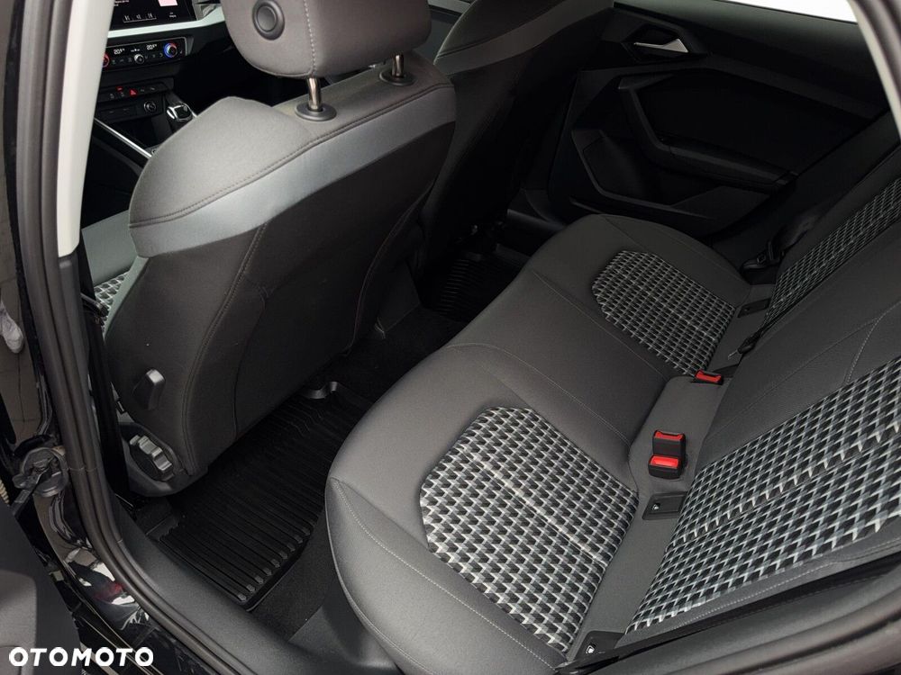 Audi A1 Sportback - 12