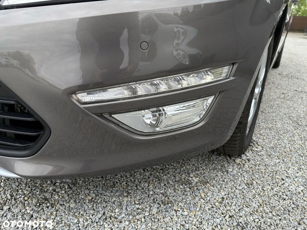 Ford Mondeo 2.0 TDCi Champions Edition - 35