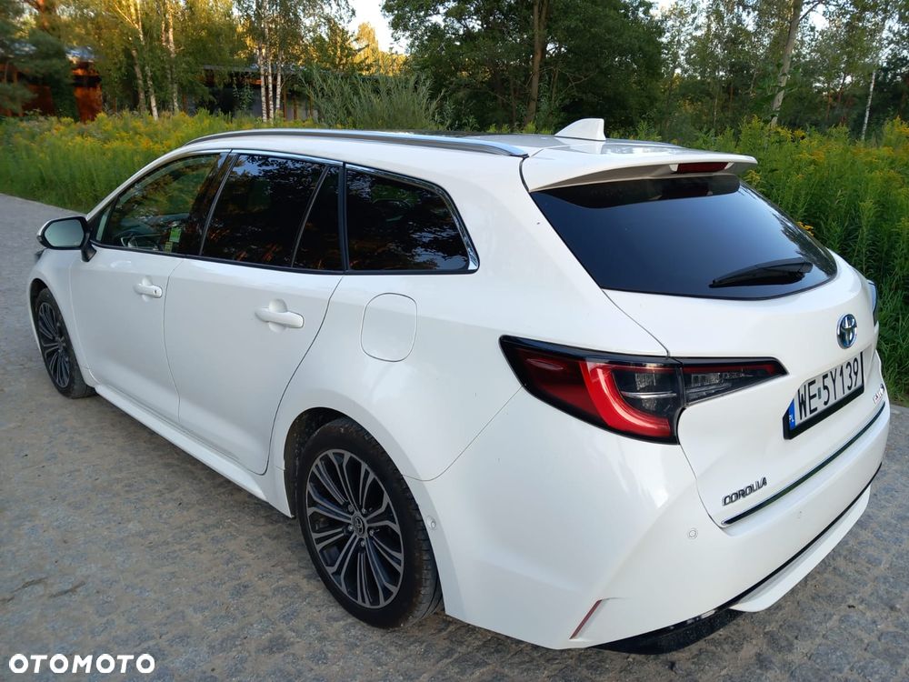 Toyota Corolla 2.0 Hybrid Executive - 7
