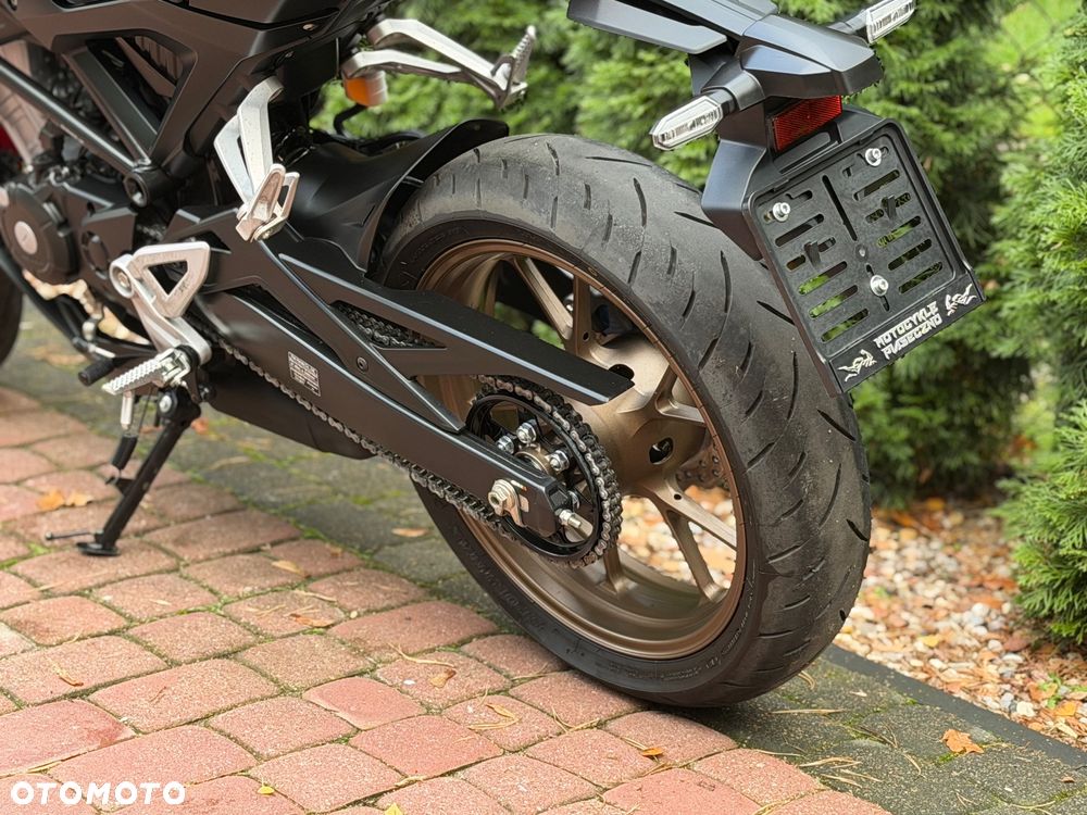 Honda CB - 20