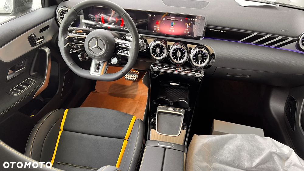 Mercedes-Benz Klasa A 45 S AMG 4-Matic Street Style Edition 8G-DCT - 17