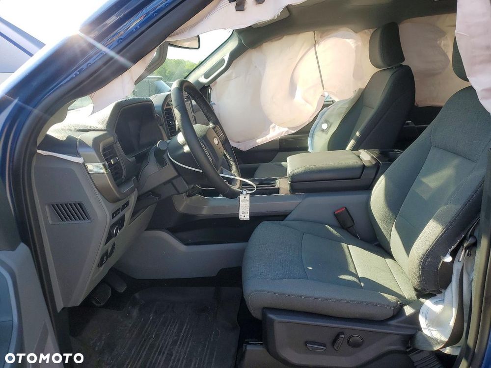 Ford F150 - 8