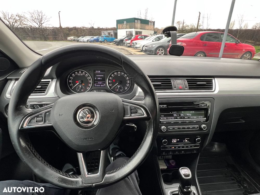 Skoda RAPID 1.6 TDI Elegance - 2