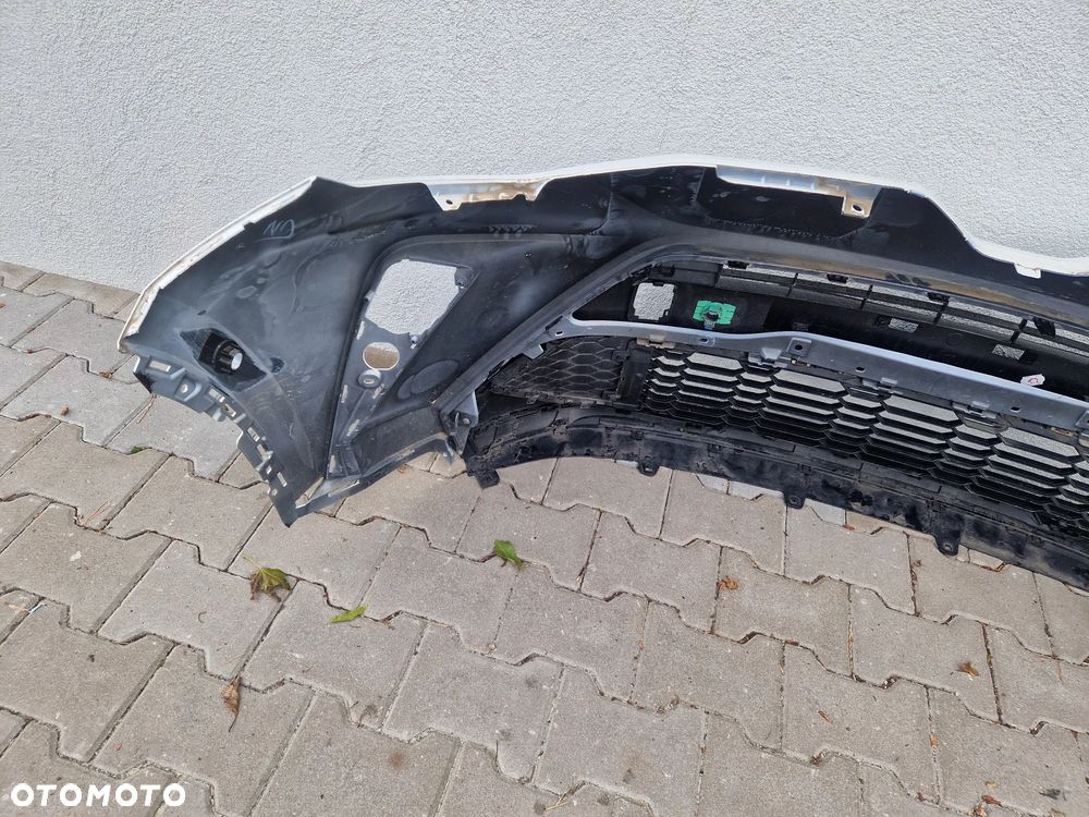 Zderzak Toyota Chr ch-r lift gr - 11