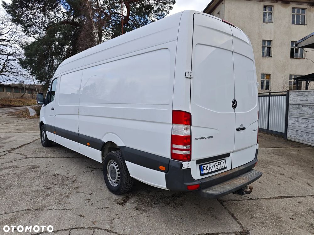 Mercedes-Benz Sprinter - 5