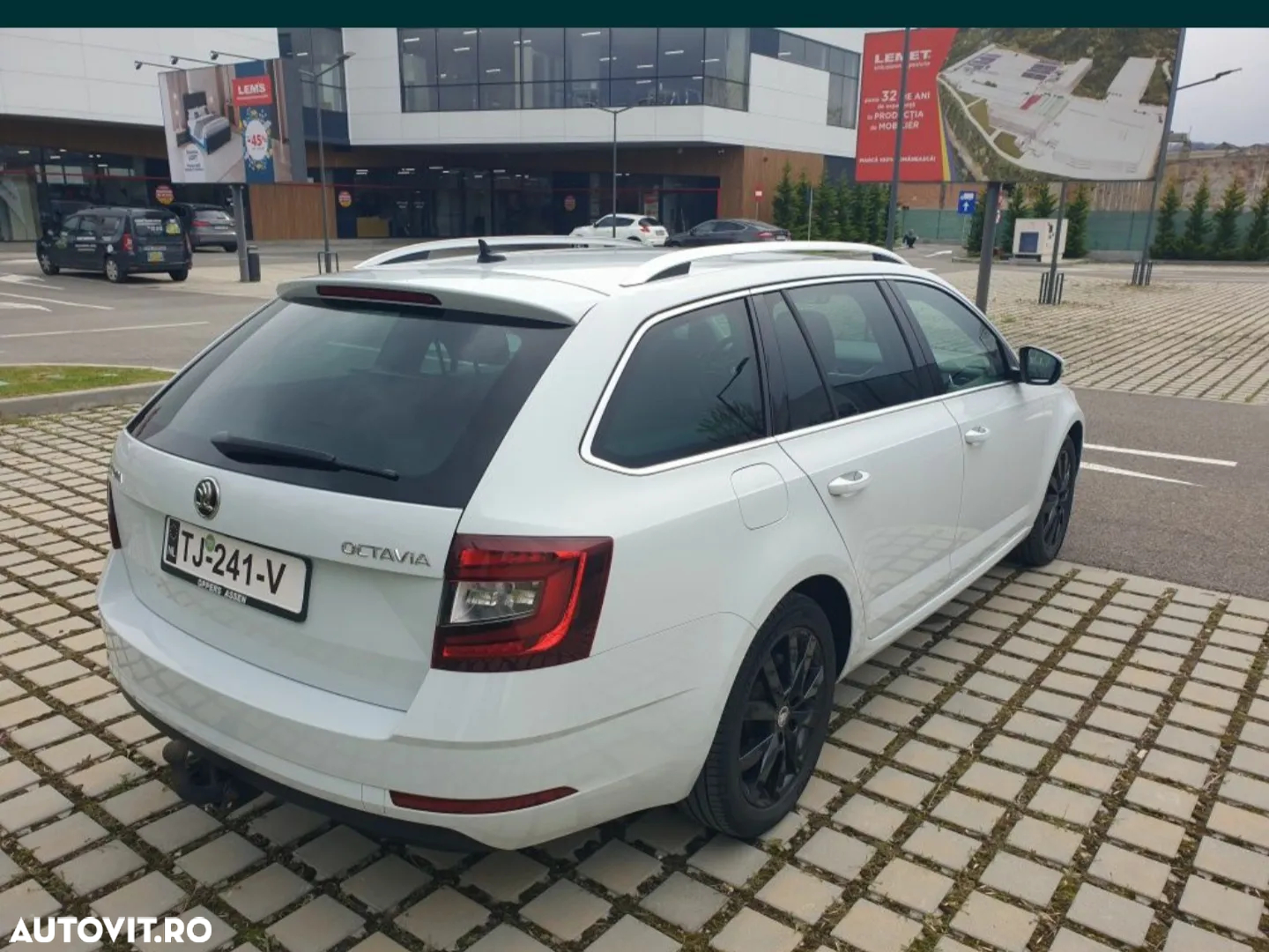 Skoda Octavia Combi Diesel 1.6 TDI Active - 3
