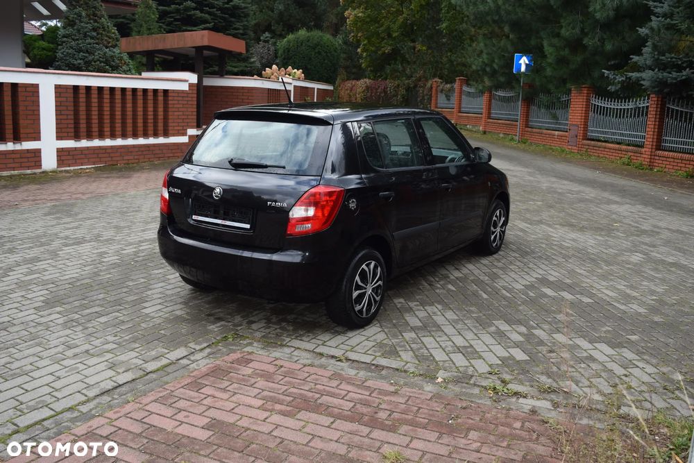 Skoda Fabia 1.2 HTP Active - 7