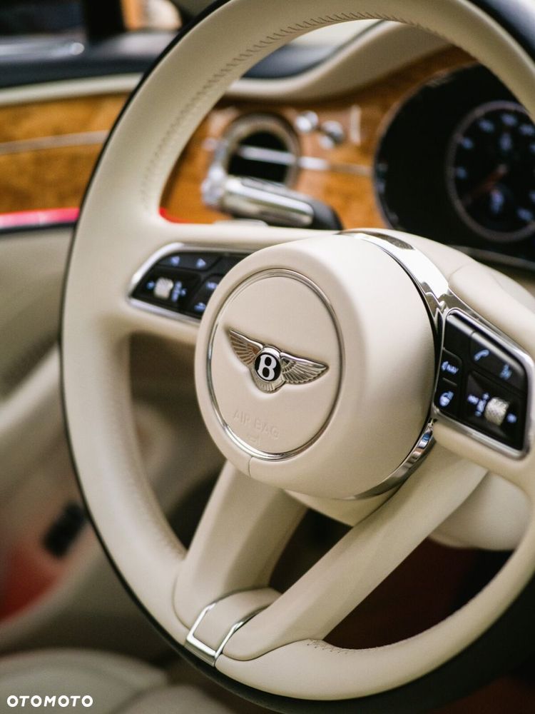 Bentley Flying Spur - 16