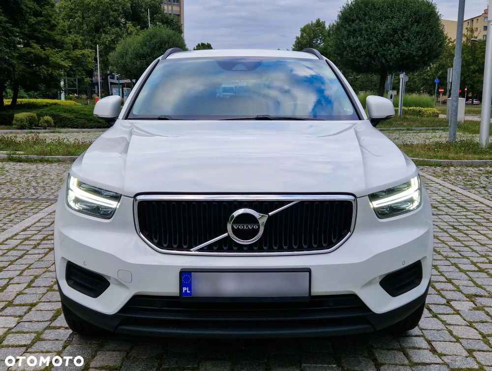 Volvo XC 40 T3 Momentum Core - 2