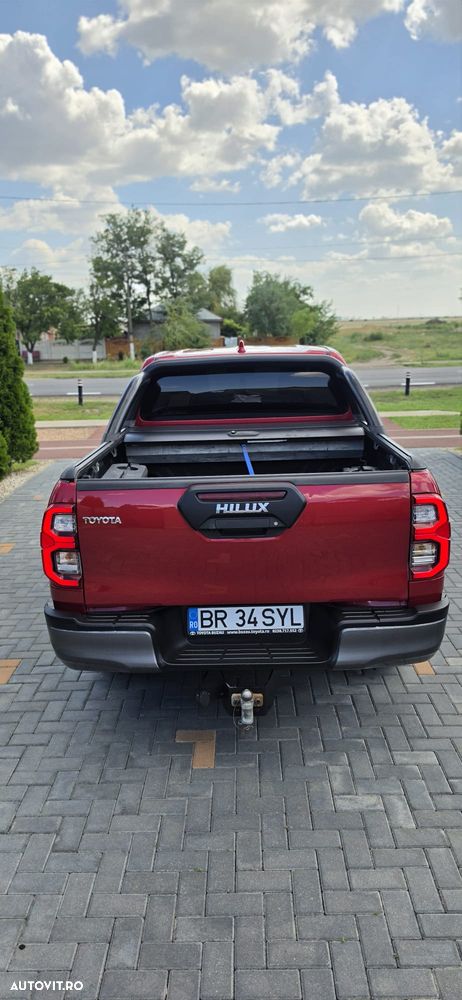 Toyota Hilux 2.8D 204CP 4x4 Double Cab AT Invincible - 8