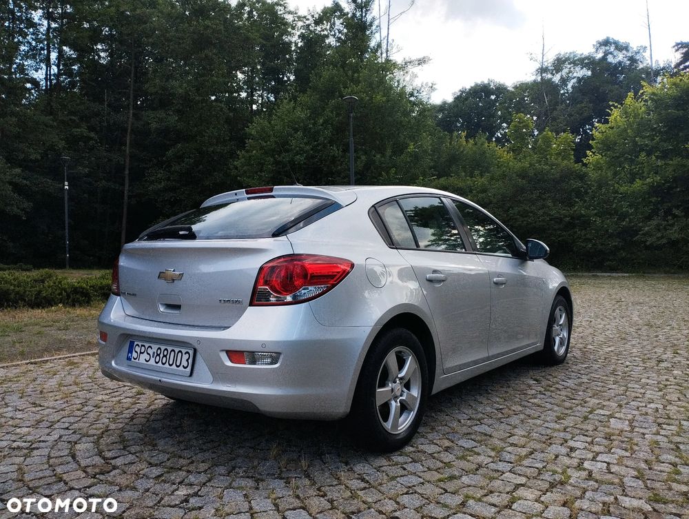 Chevrolet Cruze 1.8 LT+ - 4