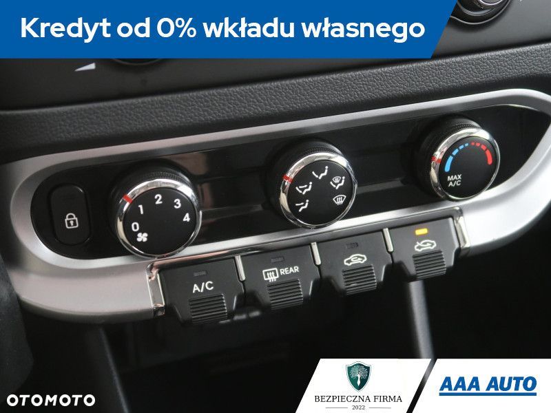Kia Rio - 14