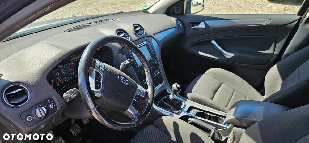 Ford Mondeo 1.6 T Titanium - 19