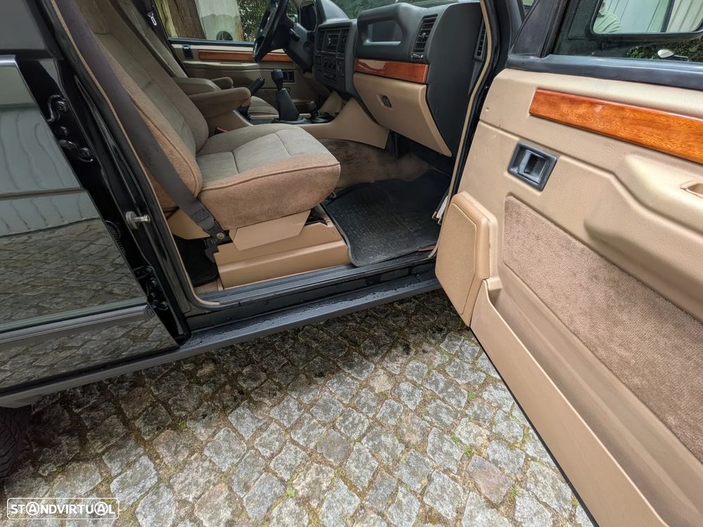 Land Rover Range Rover 2.5 TDi - 17