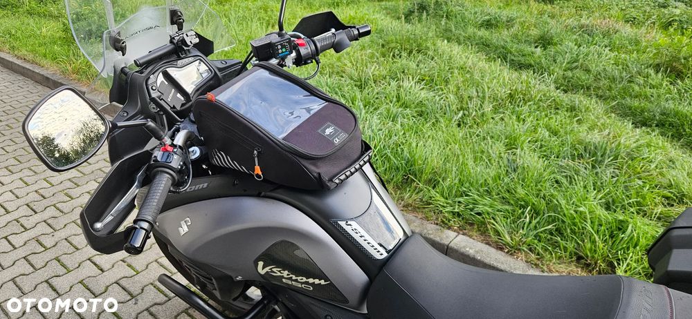 Suzuki V-STROM - 15