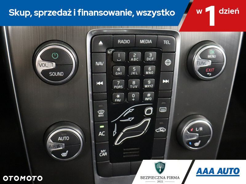 Volvo V40 - 18
