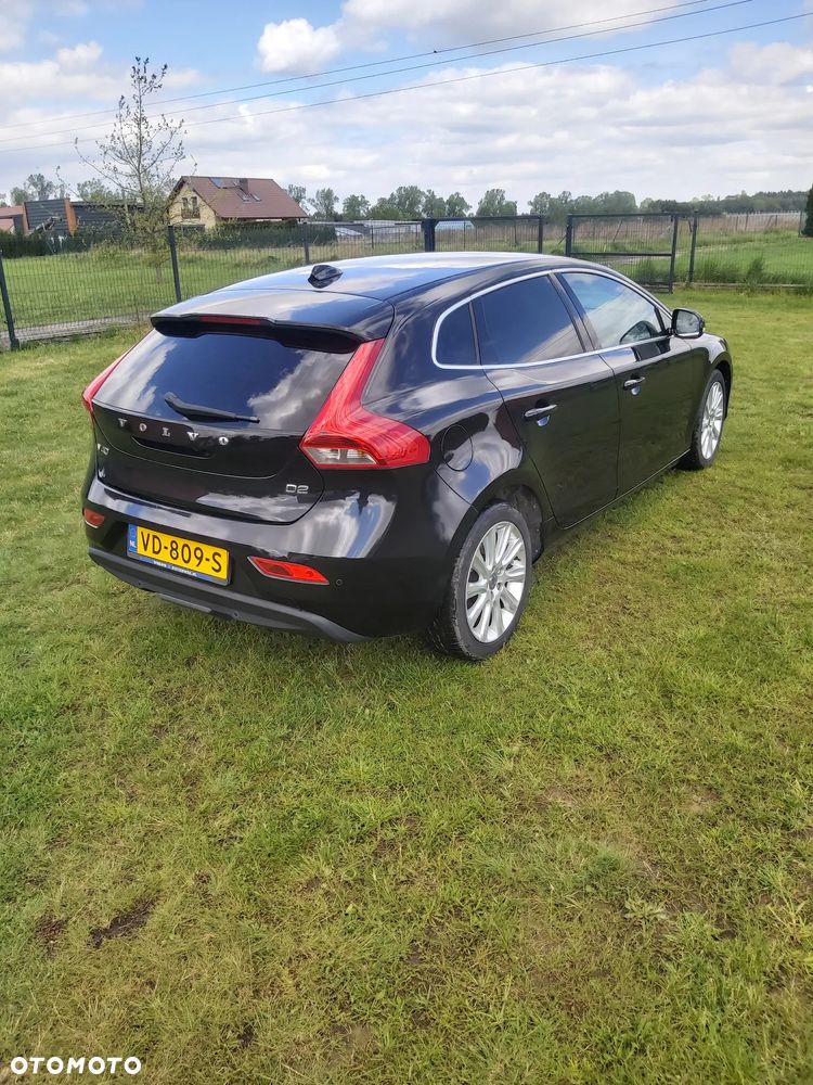 Volvo V40 D2 Summum - 12