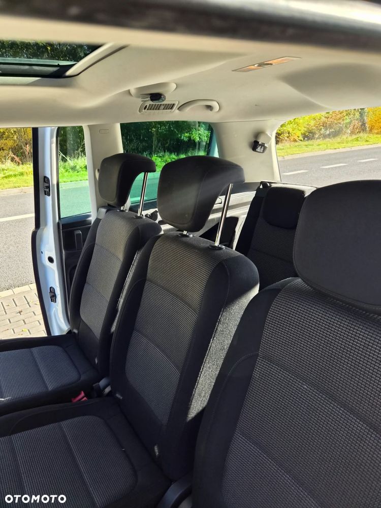 Volkswagen Sharan - 29