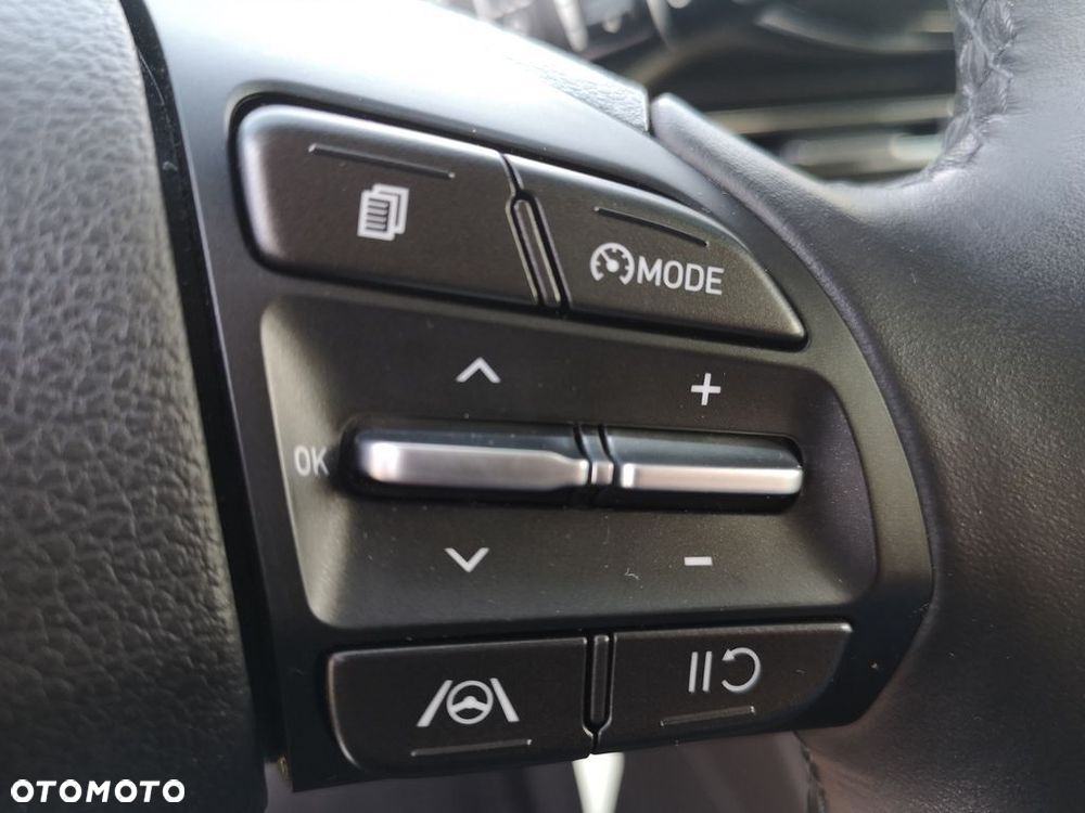 Hyundai i30 1.5 DPI Smart - 24